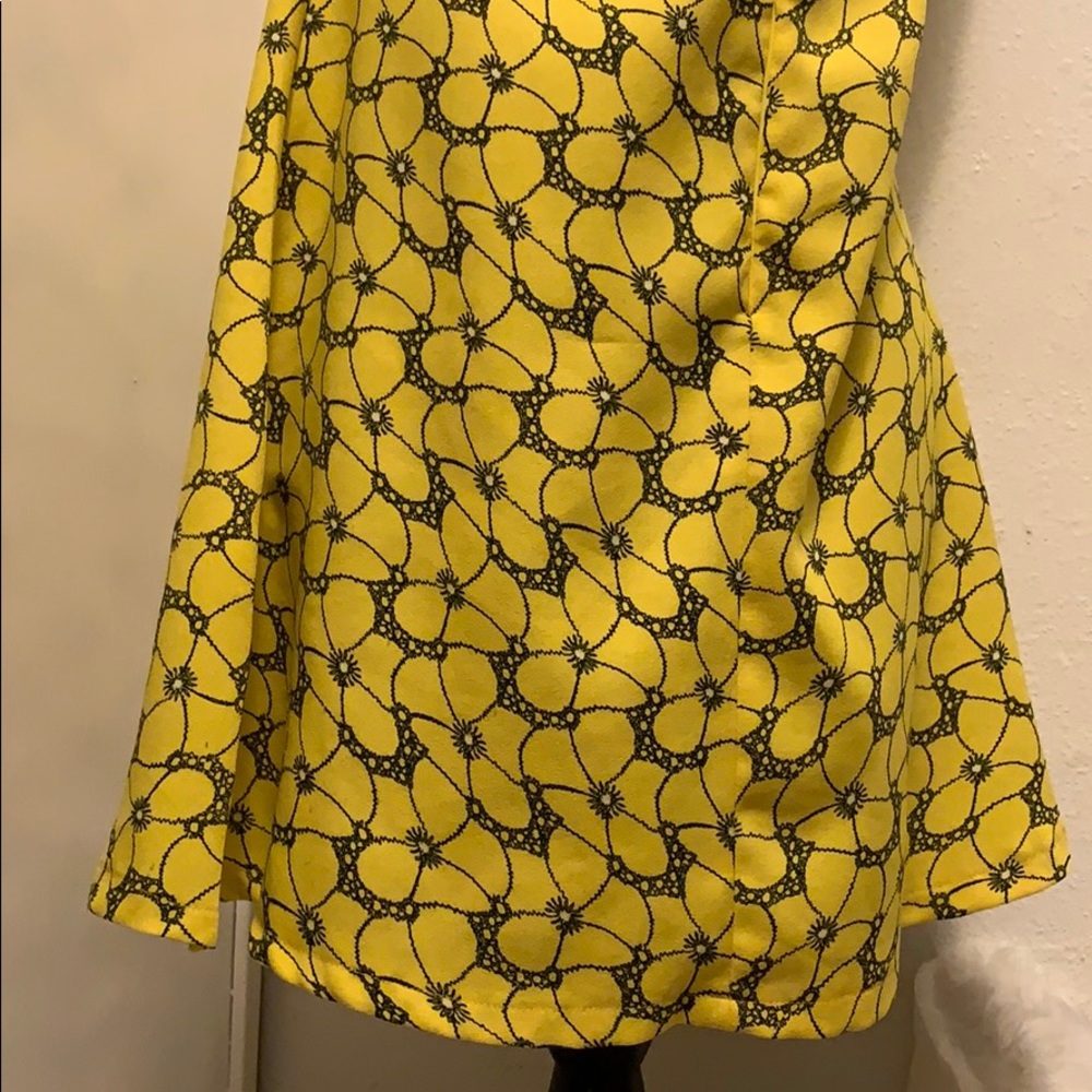 Yellow Dress - Picture 6 of 6